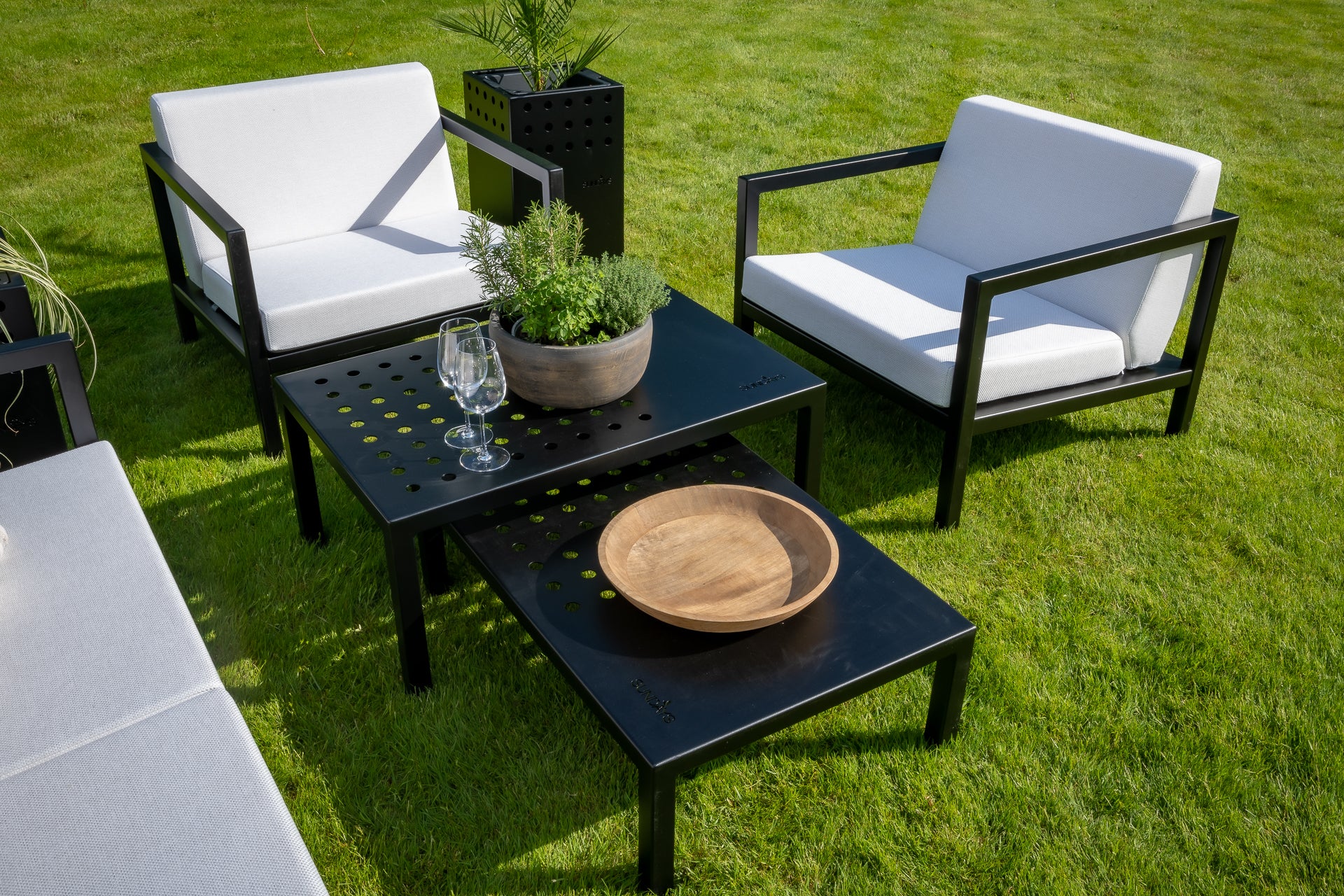 Frame sofabord høyt